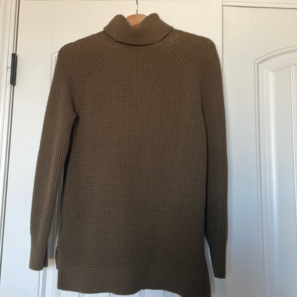 Michael Kors, dark olive green/brownish turtleneck, size small